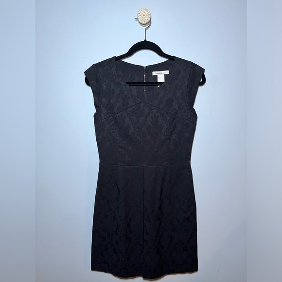 LAUNDRY BY DESIGN WOMENS BLACK DAMASK EMBROIDERY SHORT SLEEVE DRESS. SIZE 2 - Picture 6 of 13